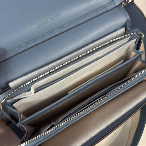 Michael Kors Jet Set Item Large Zip Around Crossbody Wallet in Denim - NEW - Picture 8 of 13